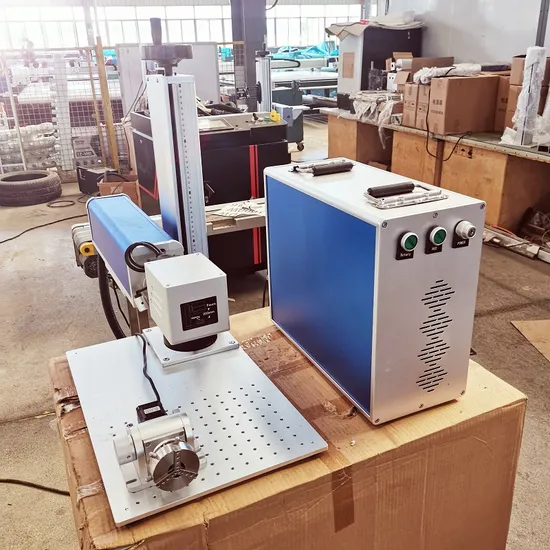 Máquina de gravação a laser de fibra óptica para caixa de telefone Marcador a laser de metal Logotipo plástico de alumínio Máquina de impressão a laser Máquina de marcação a laser para venda