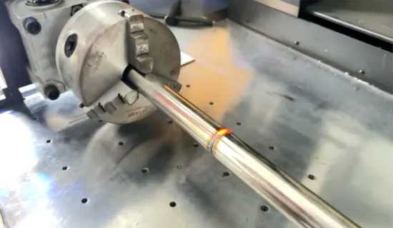 Máquina de limpeza e soldagem de corte e remoção de tinta de ferrugem a laser